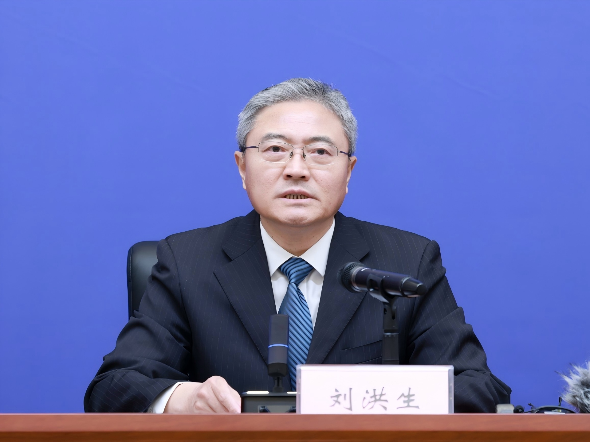 國家標準,行業(yè)標準,團體標準,團標,國標,行標,標準,參編,編制,起草,標準立項,研制,參與制修訂,德為先科技,德為先,深圳市德為先科技有限公司,標準立項,標準參編,標準起草,標準起草,標準規(guī)劃,標準評價,標準驗證及檢測,參編,起草,